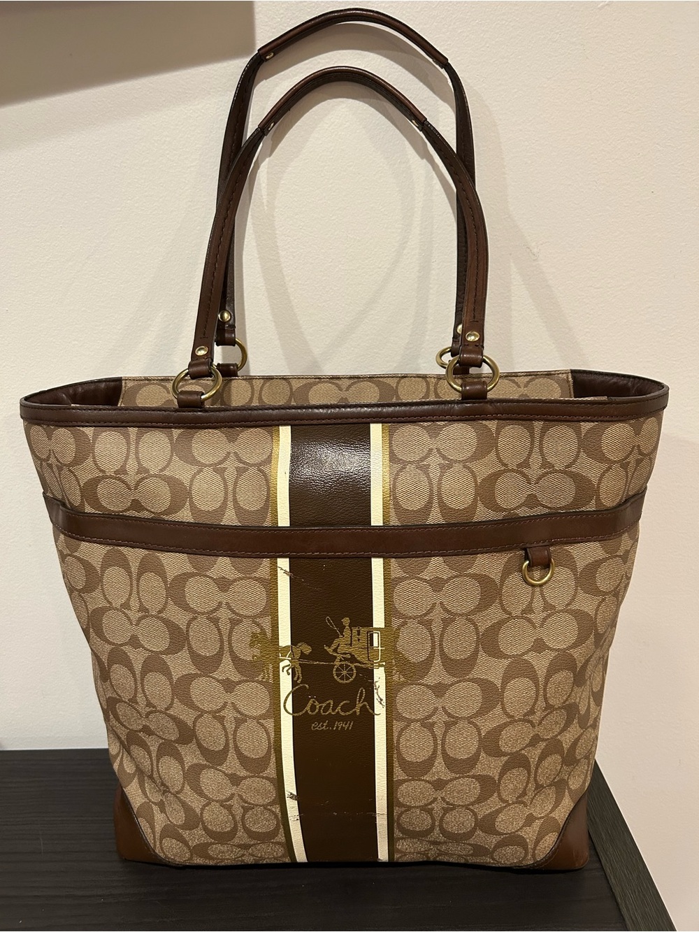 Coach Brown Hertitage Stripe
Tote with Tattersall Interior GUC